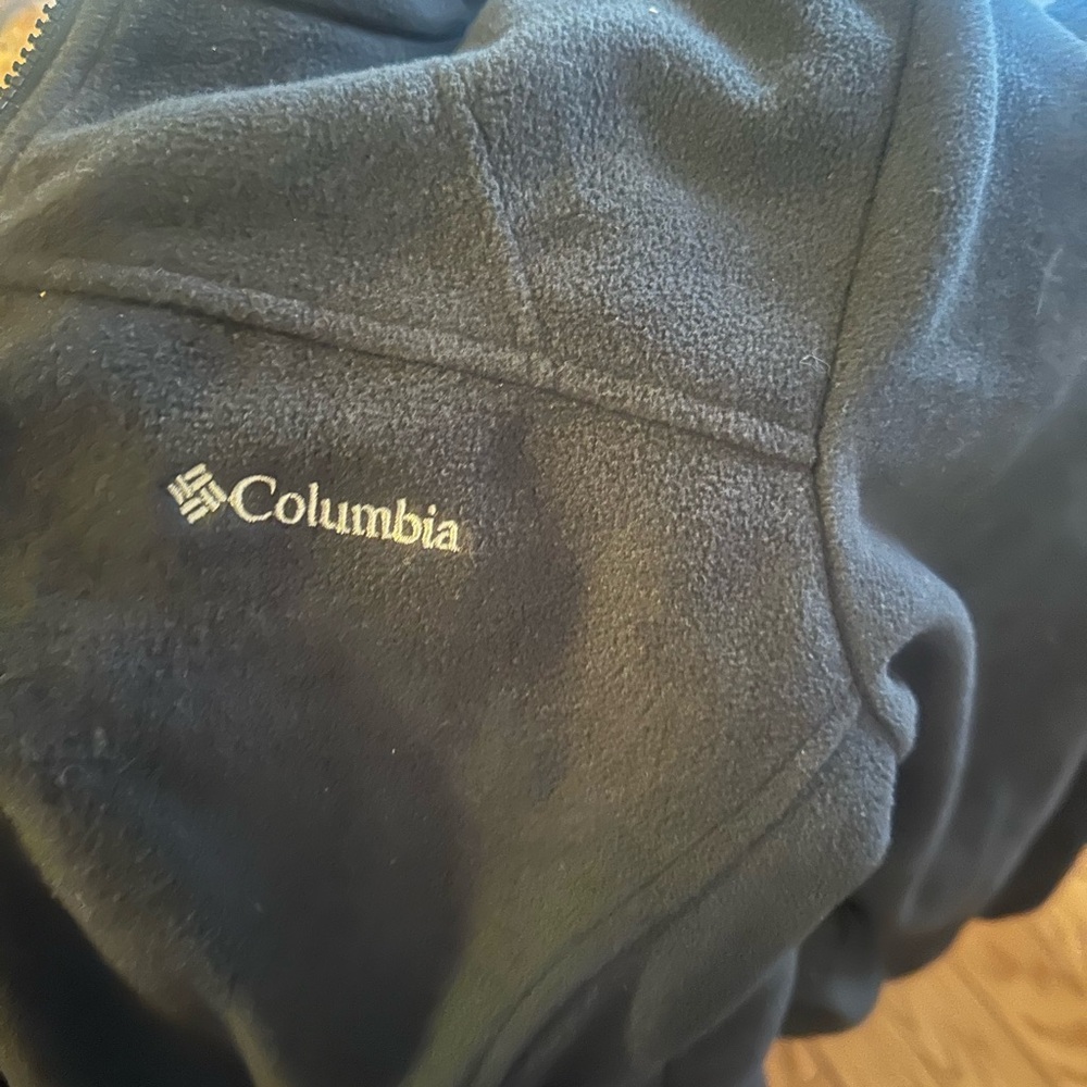 Columbia fleece size small